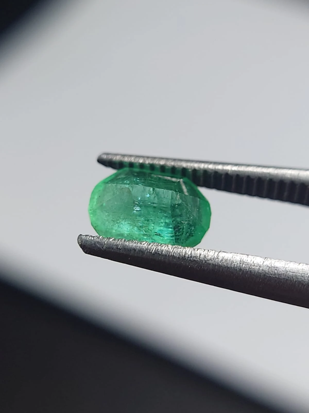 0.78ct Natural Emerald Oval Cut From Afghanistan — view 3